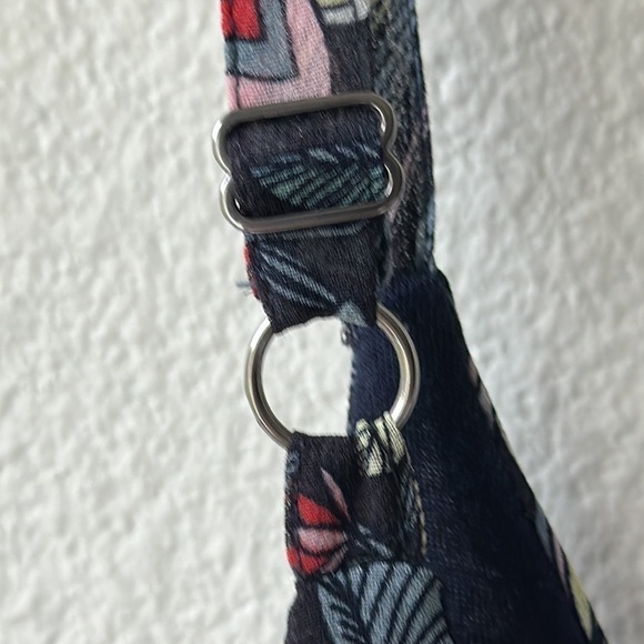 CAbi top tank adjustable straps size medium Floral - Picture 4 of 10